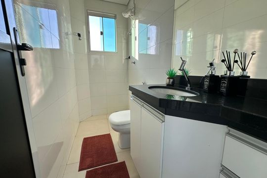 Banheiro Social de apartamento para alugar com 4 quartos, 150m² em Itapoã, Belo Horizonte