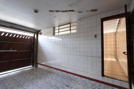 Garagem de casa à venda com 3 quartos, 350m² em Vila Prudente, São Paulo