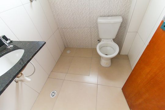 Banheiro de apartamento para alugar com 2 quartos, 32m² em Cidade São Miguel, São Paulo
