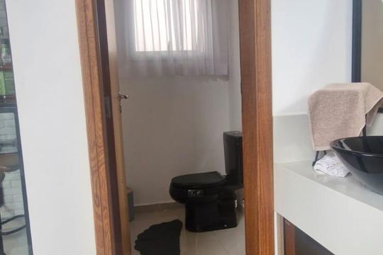 Lavabo de casa de condomínio para alugar com 3 quartos, 300m² em Jardim Bandeirantes, Sorocaba