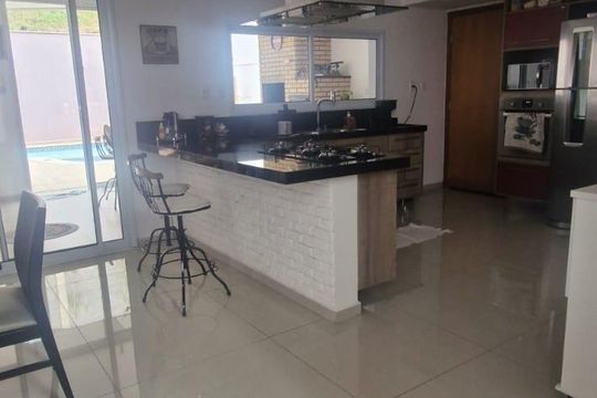 Cozinha de casa de condomínio para alugar com 3 quartos, 300m² em Jardim Bandeirantes, Sorocaba