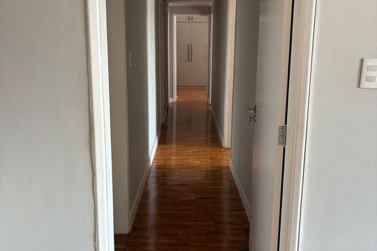 Corredor de apartamento à venda com 3 quartos, 161m² em Campos Elíseos, São Paulo