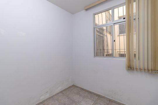 Quarto 1 de apartamento para alugar com 2 quartos, 52m² em Manacás, Belo Horizonte