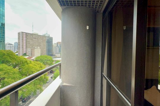 Varanda de kitnet/studio à venda com 1 quarto, 40m² em Cerqueira César, São Paulo