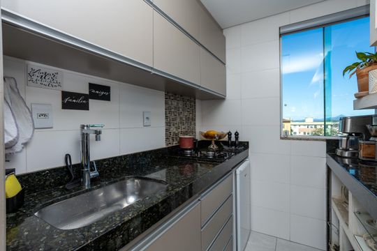 Cozinha de apartamento à venda com 3 quartos, 117m² em Vila Cloris, Belo Horizonte