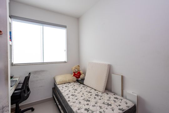 Quarto 3 de apartamento à venda com 3 quartos, 117m² em Vila Cloris, Belo Horizonte
