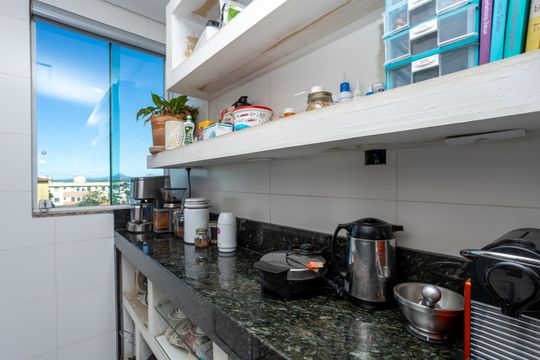 Cozinha de apartamento à venda com 3 quartos, 117m² em Vila Cloris, Belo Horizonte