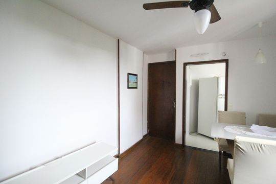 Sala de apartamento à venda com 2 quartos, 57m² em Jacarepaguá, Rio de Janeiro