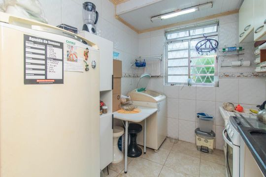 Cozinha de apartamento à venda com 1 quarto, 48m² em Azenha, Porto Alegre