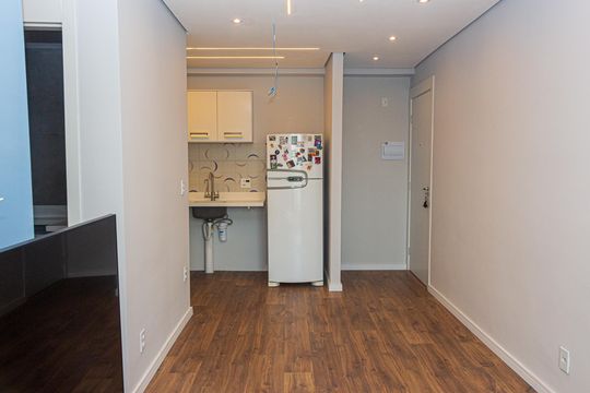 Sala de apartamento à venda com 2 quartos, 51m² em Vila Isa, São Paulo