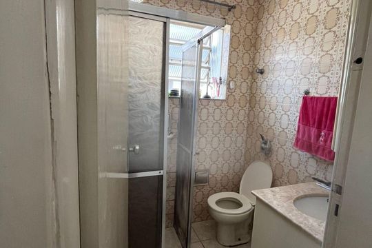 Banheiro de casa à venda com 2 quartos, 108m² em Jardim do Colegio (Zona Norte), São Paulo