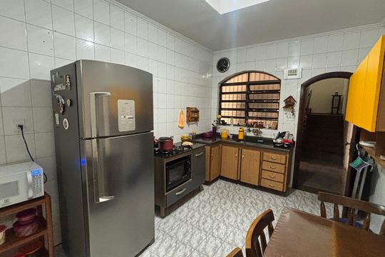Cozinha de casa para alugar com 4 quartos, 249m² em Jardim Monte Libano, Santo André