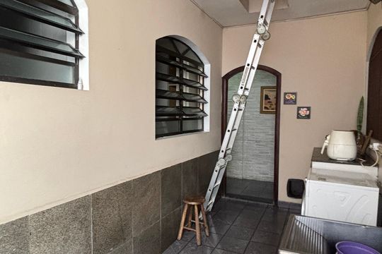 Área de Serviço de casa para alugar com 4 quartos, 249m² em Jardim Monte Libano, Santo André