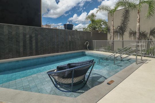 Área comum - Piscina de apartamento à venda com 0 quarto, 35m² em Passo D’areia, Porto Alegre