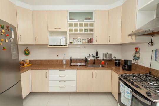 Cozinha de casa à venda com 4 quartos, 165m² em Vila Anhanguera, São Paulo