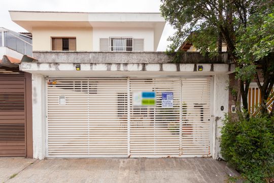 Fachada de casa à venda com 4 quartos, 165m² em Vila Anhanguera, São Paulo