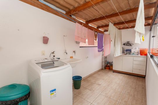 Área de Serviço de casa à venda com 4 quartos, 165m² em Vila Anhanguera, São Paulo