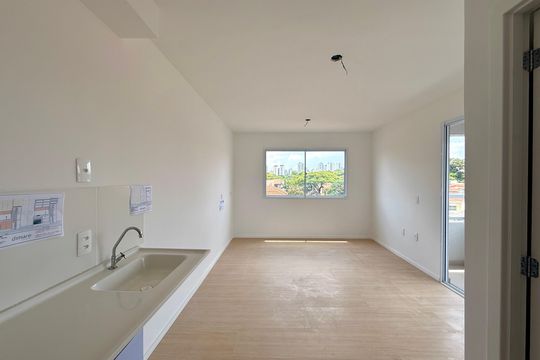 Cozinha  de apartamento à venda com 1 quarto, 27m² em Itaim Bibi, São Paulo