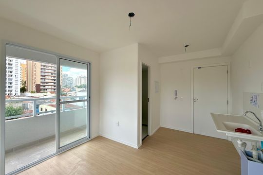 Sala/Quarto de apartamento à venda com 1 quarto, 27m² em Itaim Bibi, São Paulo