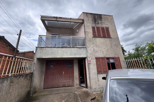 Casa à venda com 3 quartos, 180m² em Rio dos Sinos, São Leopoldo