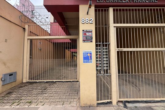 Placa de apartamento para alugar com 2 quartos, 60m² em Centro, São Leopoldo