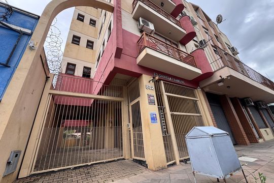 Fachada de apartamento para alugar com 2 quartos, 60m² em Centro, São Leopoldo