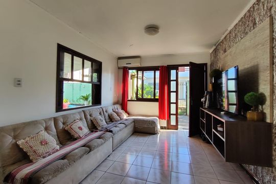 Casa para alugar com 2 quartos, 115m² em Rondônia, Novo Hamburgo