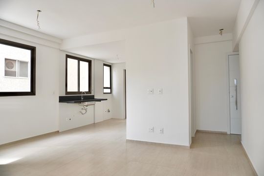 Apartamento à venda com 2 quartos, 67m² em Funcionários, Belo Horizonte
