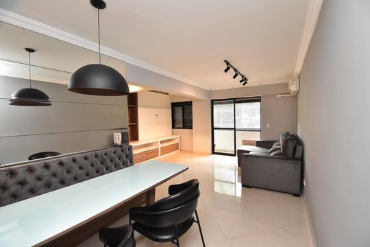 Sala de apartamento para alugar com 2 quartos, 89m² em Mercês, Curitiba