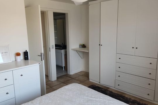 Casa de Condomínio à venda com 3 quartos, 120m² em Humaitá, Porto Alegre