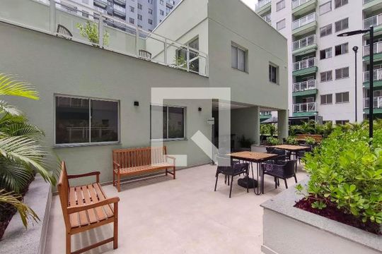 Área comum de apartamento para alugar com 2 quartos, 54m² em Santo Cristo, Rio de Janeiro