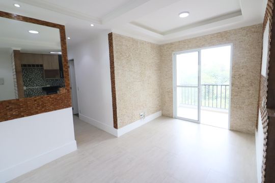 Apartamento para alugar com 2 quartos, 57m² em Umuarama, Osasco