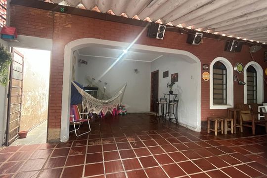 Casa à venda com 4 quartos, 260m² em Parque Taquaral, Campinas