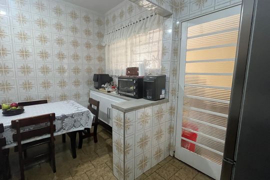 Casa à venda com 4 quartos, 260m² em Parque Taquaral, Campinas