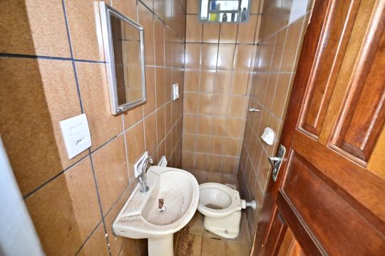 Banheiro de kitnet/studio para alugar com 1 quarto, 58m² em Vila Americano do Brasil, Goiânia