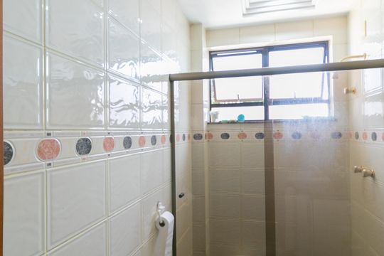 Casa à venda com 4 quartos, 470m² em Itapoã, Belo Horizonte