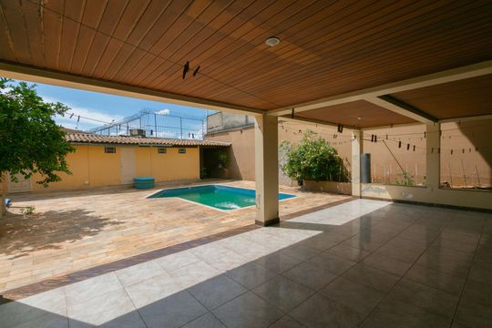 Casa à venda com 4 quartos, 470m² em Itapoã, Belo Horizonte