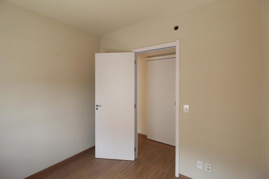 Quarto 1 de apartamento à venda com 2 quartos, 50m² em Parque Santa Fé, Porto Alegre