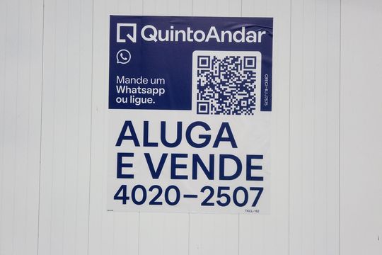 Plaquinha de casa para alugar com 2 quartos, 90m² em Taquara, Rio de Janeiro