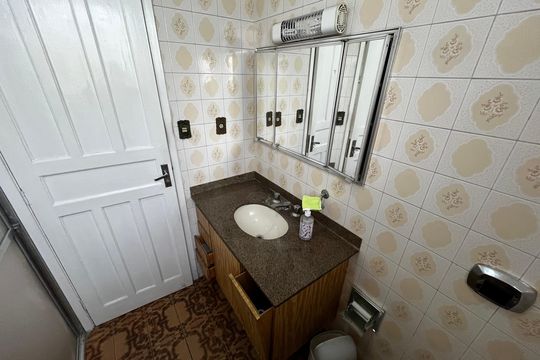 Banheiro de casa à venda com 2 quartos, 125m² em Santana, São Paulo