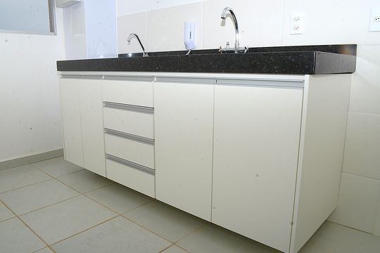 Cozinha - Armários de apartamento para alugar com 2 quartos, 59m² em Goiânia, Belo Horizonte