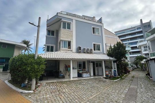 Fachada de casa de condomínio para alugar com 6 quartos, 211m² em Barra da Tijuca, Rio de Janeiro