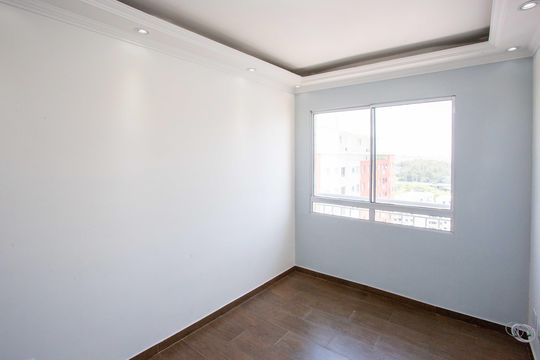 Apartamento à venda com 2 quartos, 44m² em Canhema, Diadema
