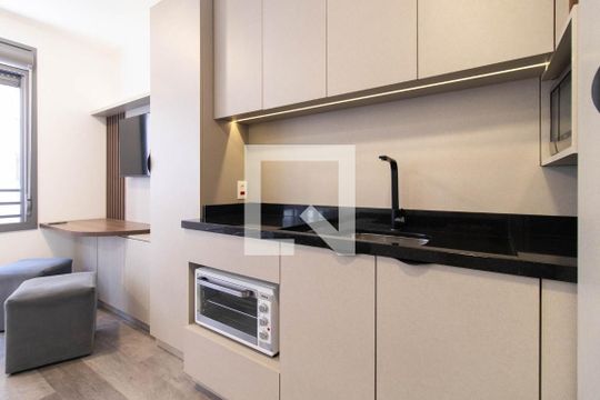 Apartamento à venda com 1 quarto, 29m² em Farroupilha, Porto Alegre