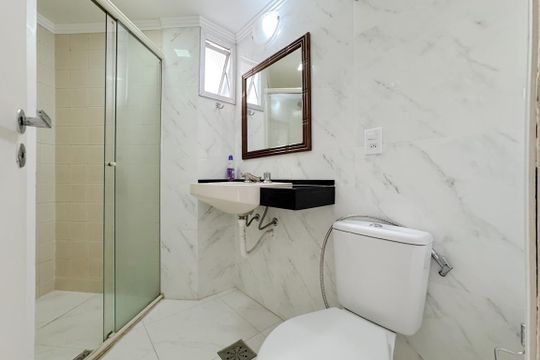 Banheiro de apartamento para alugar com 1 quarto, 48m² em Paraíso, São Paulo
