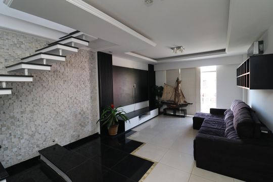 Sala de apartamento para alugar com 4 quartos, 288m² em Moneró, Rio de Janeiro