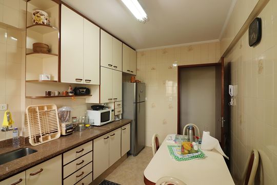 Cozinha  de apartamento à venda com 2 quartos, 62m² em Rudge Ramos, São Bernardo do Campo