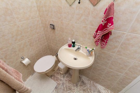 Banheiro 2 de casa à venda com 2 quartos, 94m² em Vila Esperança, São Paulo