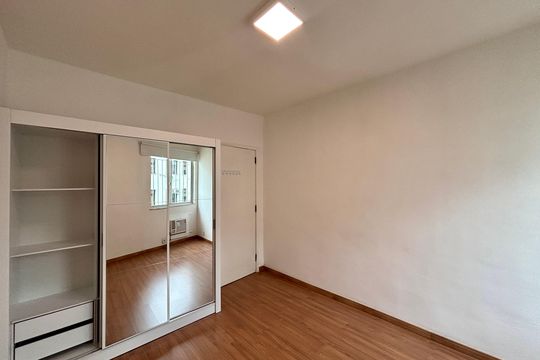 Quarto 2 de apartamento para alugar com 3 quartos, 115m² em Leblon, Rio de Janeiro