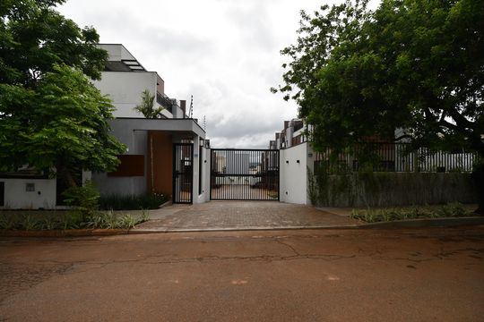Fachada do Condomínio de casa de condomínio para alugar com 3 quartos, 158m² em Parque Taquaral, Campinas